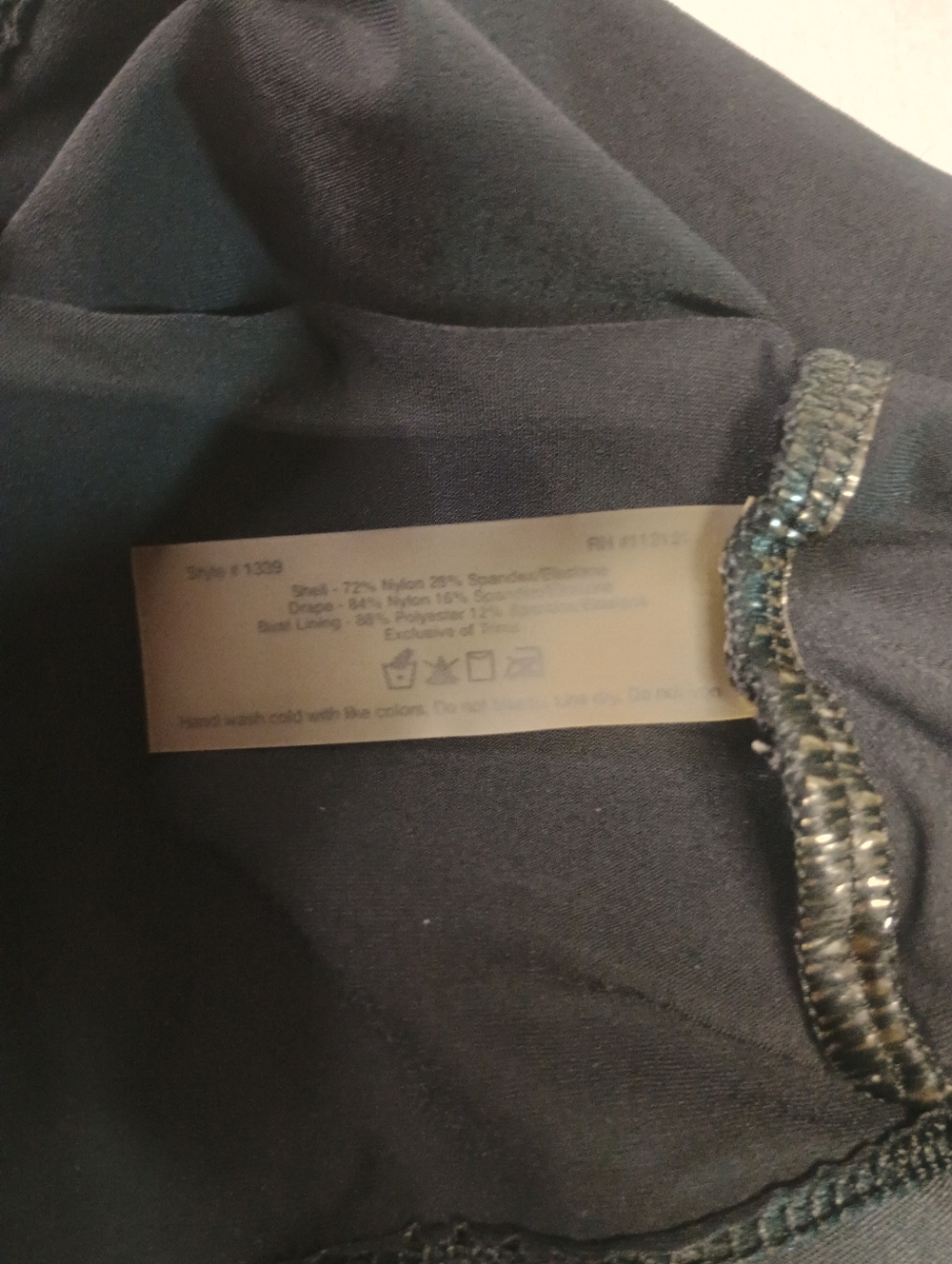 Spanx Women's Size 10 Black Halter Tankini Top with Gold Rings - Picture 5 of 7